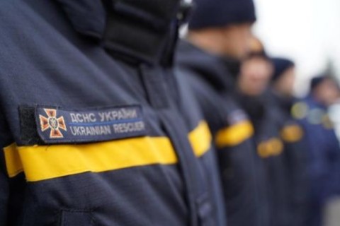 Обнаружили тело: в Сумской области горела девятиэтажный дом