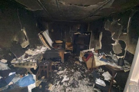 Порезал ножом мать: в Ивано-Франковской области мужчина поджег дом с родителями внутри